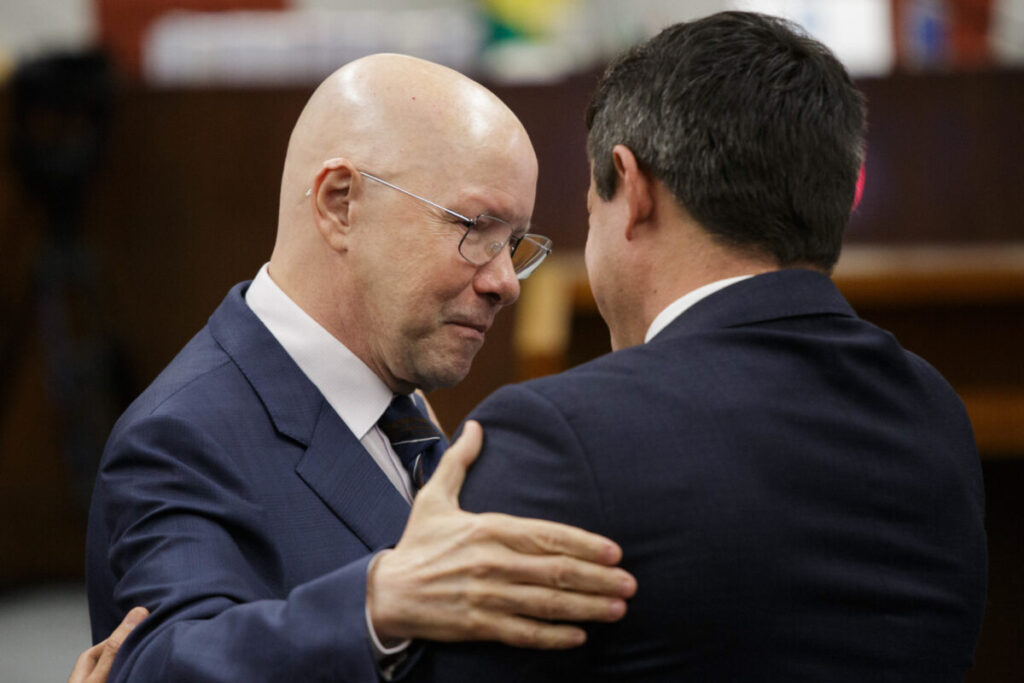 Advogado nega que Garnier tenha colocado tropas à disposição de golpe