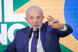 Anistia: Lula diz ser favorável a redução de penas para 8 de Janeiro