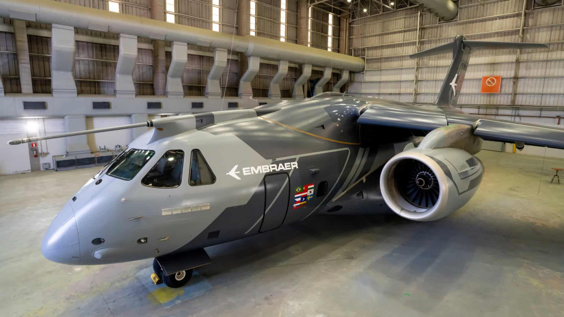 aviao-embraer-1-1920x1080