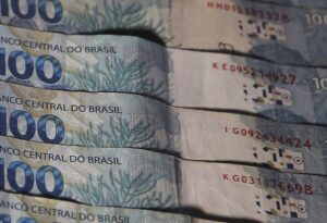Empresas negativadas crescem 16% e chegam a número recorde de 8 milhões no país, diz Serasa