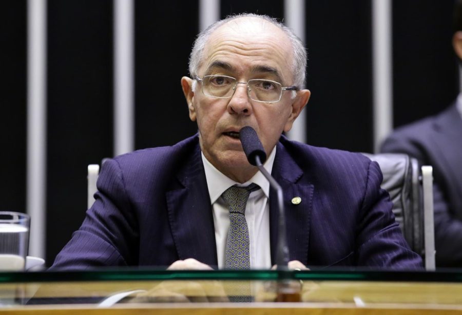 Entrevista – José Carlos Aleluia: “Na Bahia, não há ambiente favorável para nada de expansão, de crescimento, desenvolvimento, de geração de emprego”