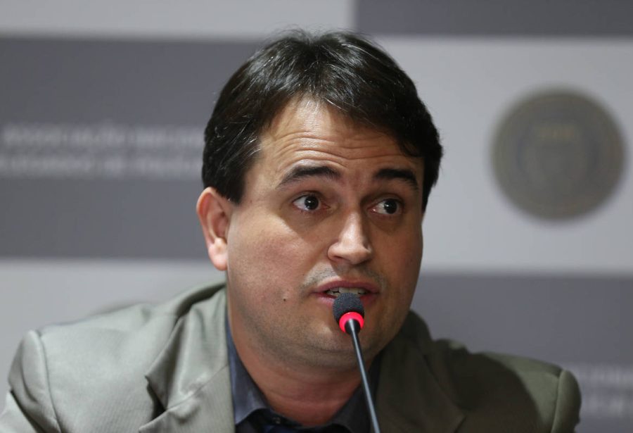 Ex-diretor da PF na gestão Lula é preso sob suspeita de corrupção em órgãos ambientais