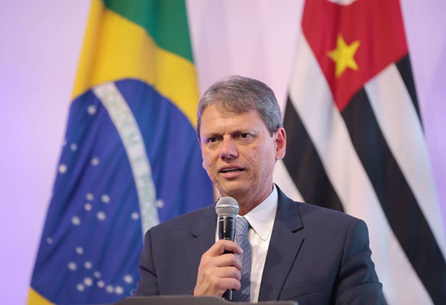 Governo Lula vê passo decisivo de Tarcísio para 2026, e bolsonaristas elogiam escalada de tom