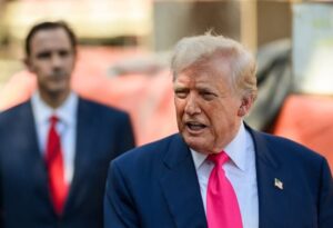Governo Trump promete revogar visto de médico brasileiro que celebrou morte de Charlie Kirk