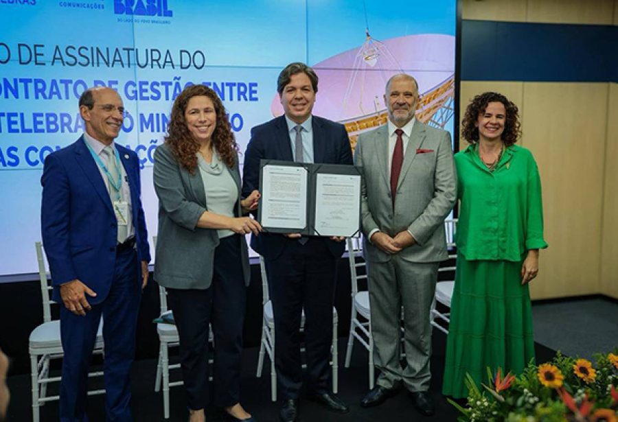Governo federal assina com Telebras contrato de gestão que flexibiliza gastos da estatal