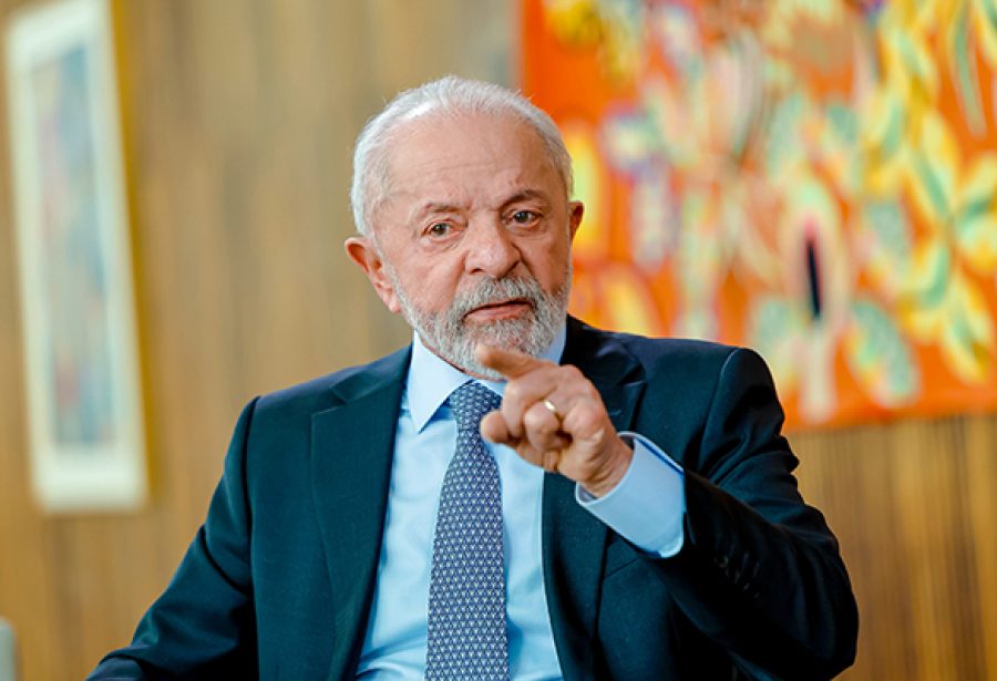 Governo libera R$ 2,3 bi em emendas Pix em um dia em meio a desembarque de partidos