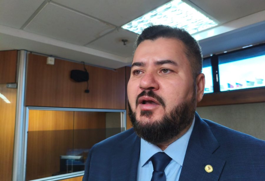 Júnior Muniz diz não temer concorrência em Camaçari na eleição de 2026: “Caetano é bom de conta”