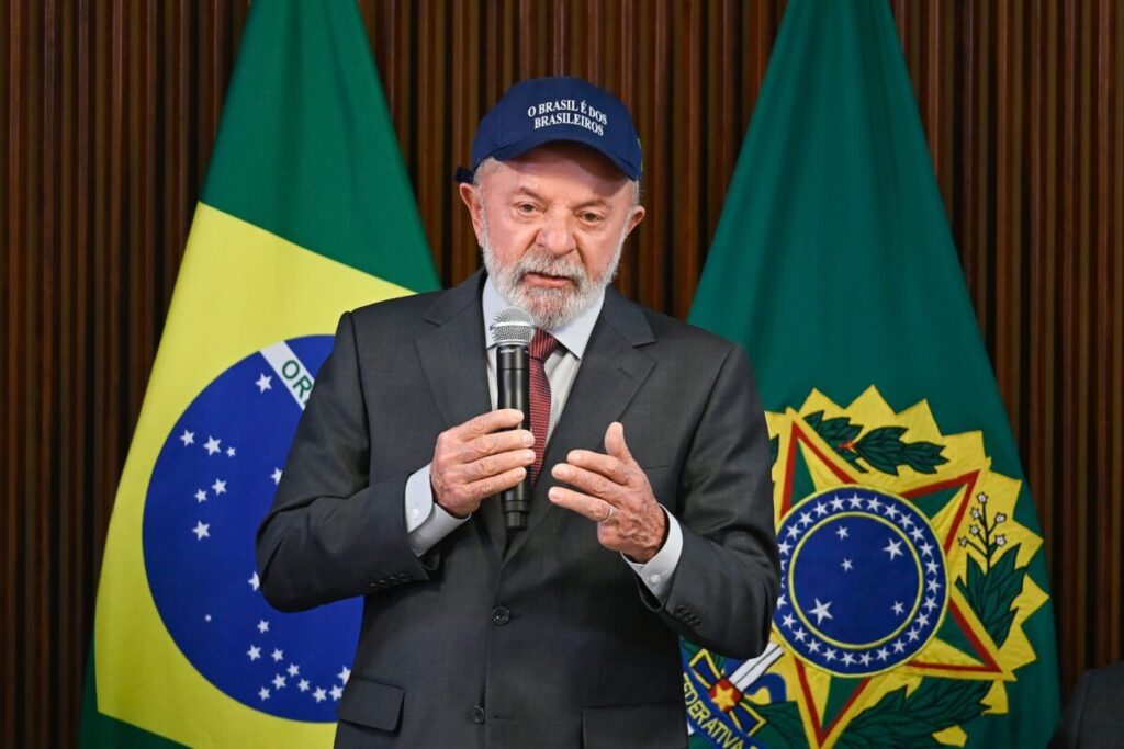 Lula diz que vetará anistia a Bolsonaro se Congresso aprovar