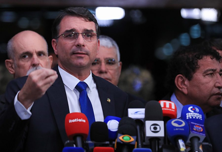 Oposição pede anulação de julgamento de Bolsonaro com precedente pró-Lula na Lava Jato