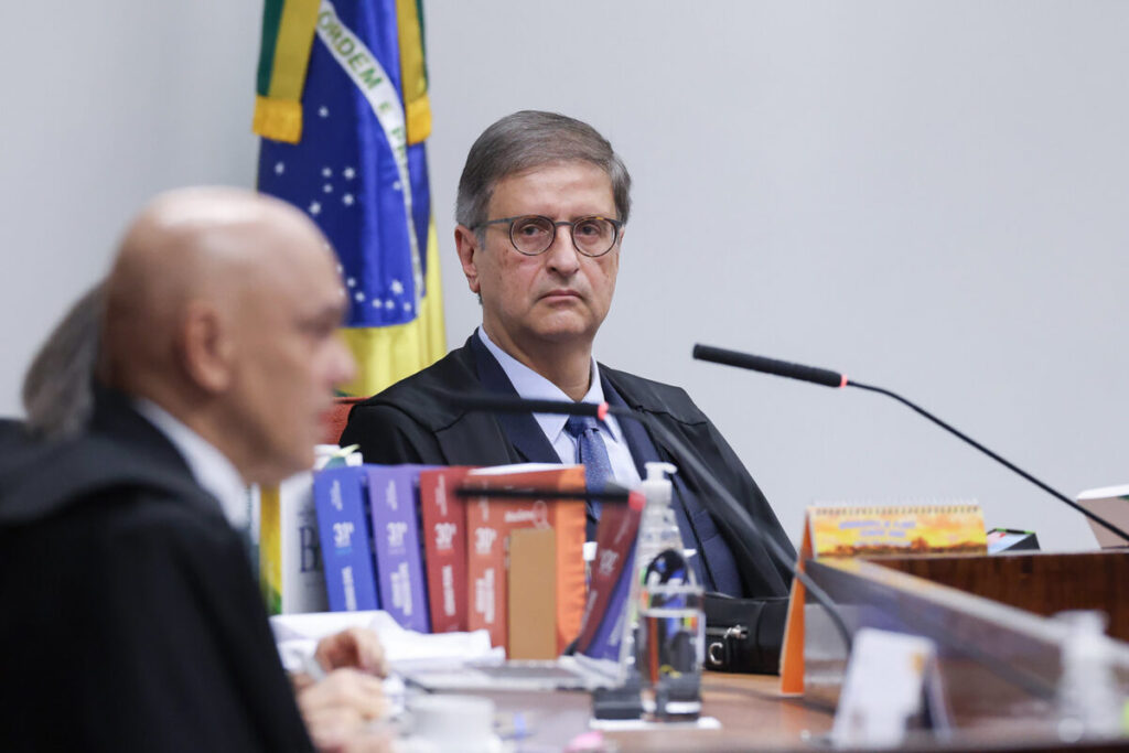 PGR, responsável por acusação de Bolsonaro, começa manifestação no STF