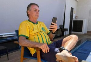 STF deve abrir prazo para recursos de Bolsonaro e dos outros sete réus em outubro