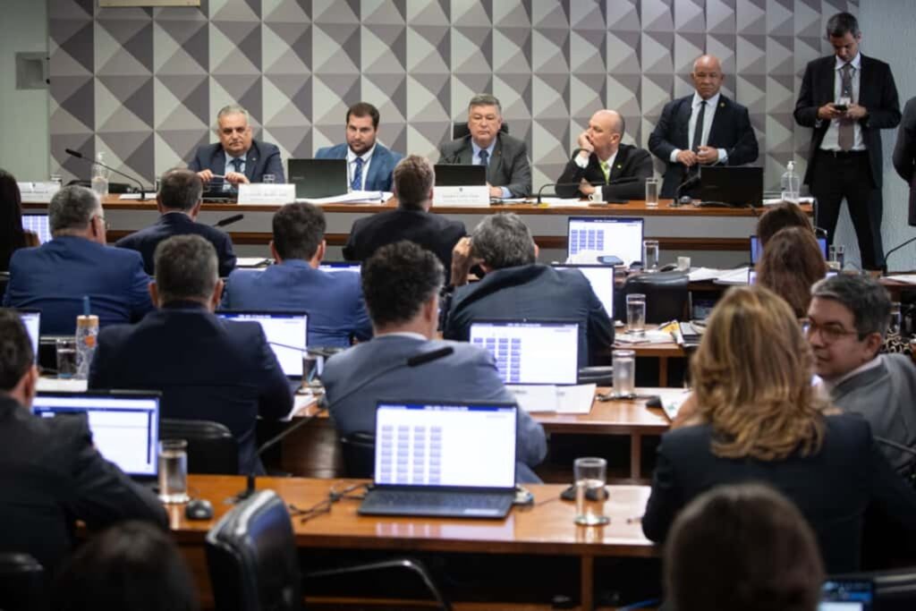 CPMI do INSS vota convocação de Frei Chico e ouve assessor do Conafer