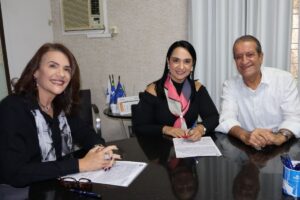 Em áudio, filiada ao PL cobra "cashback" de 1/3 de emenda em SP