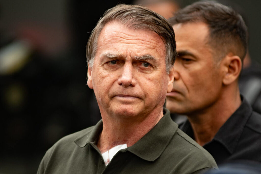Bolsonaro entra com recurso no STF e fala em equívocos da condenação