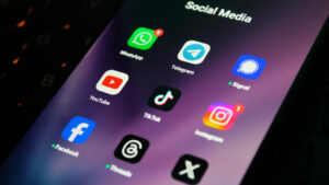 Redes sociais coletam dados até de quem não tem conta nelas, aponta estudo