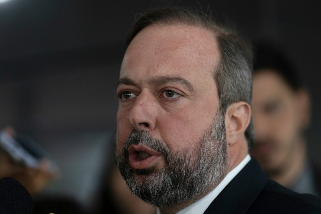 "Apagão não foi por falta de energia", diz ministro Alexandre Silveira