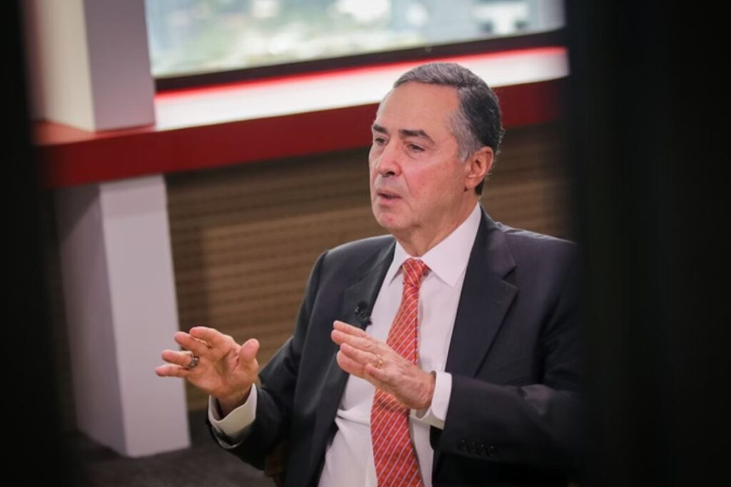 Barroso vota pela descriminalização do aborto e STF tem 2 a 0