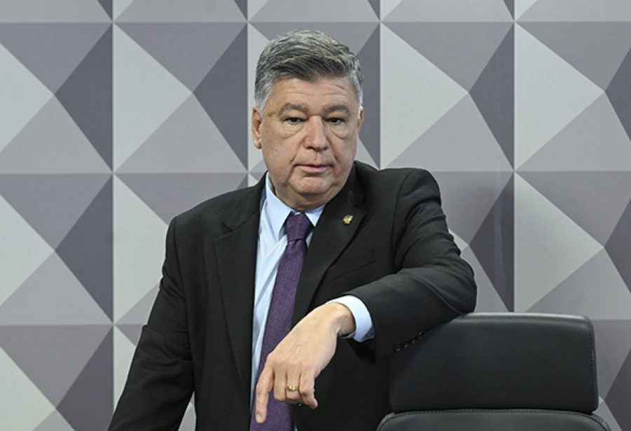 CPI do INSS impulsiona parlamentares nas redes e visibilidade eleitoral para 2026