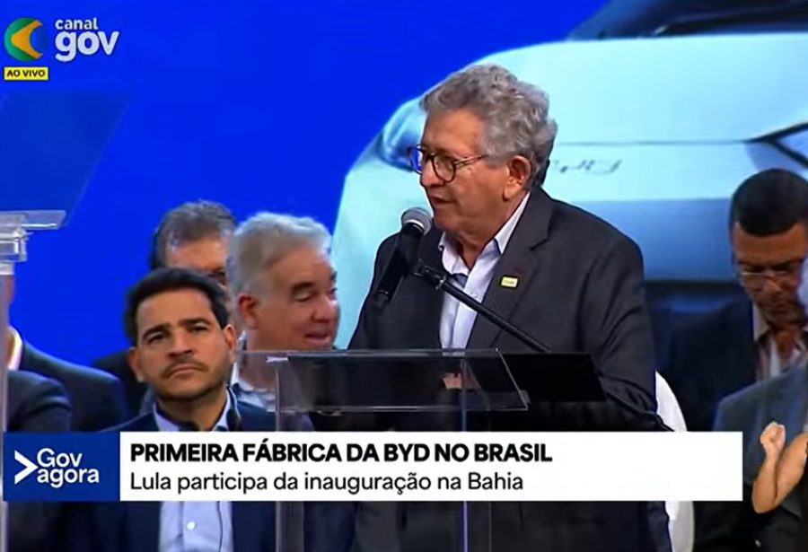 Caetano afirma que vinda da BYD para Camaçari só foi possível após esforços de Lula e parlamentares baianos