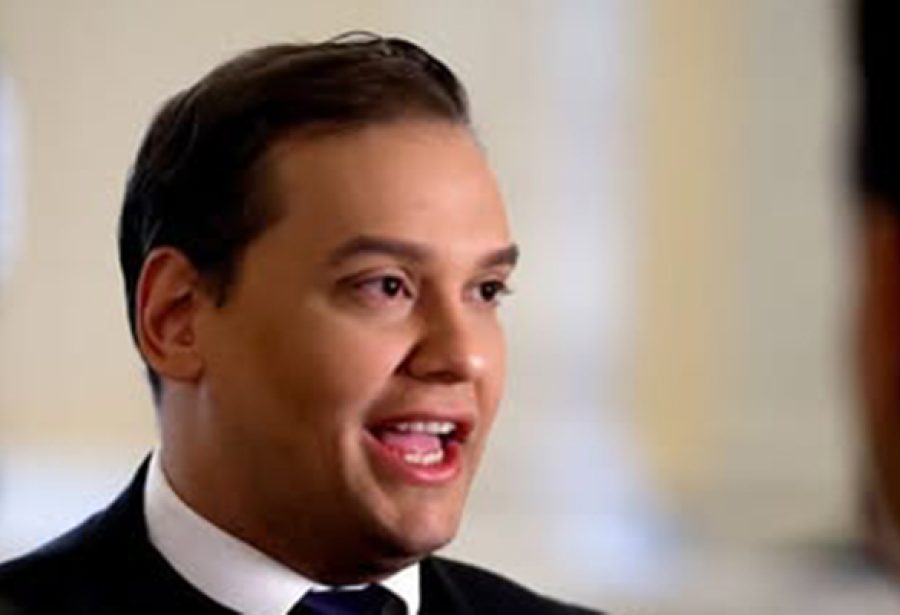 Donald Trump perdoa ex-deputado que é filho de brasileiros, e George Santos vai deixar cadeia