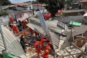 Explosão em Olinda (PE) deixa 2 mortos e