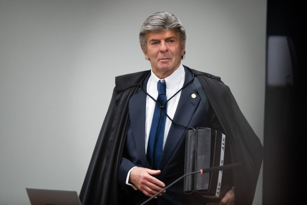Fux pede para deixar 1ª Turma e pode ficar fora do julgamento de golpe