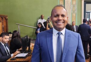 Kiki Bispo diz que votação de projetos do Executivo foi democrática