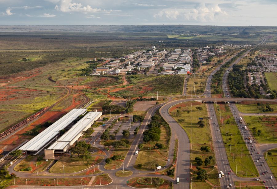 Lula dá aval para ministério retomar área de R$ 40 bilhões cedida ao Exército em Brasília