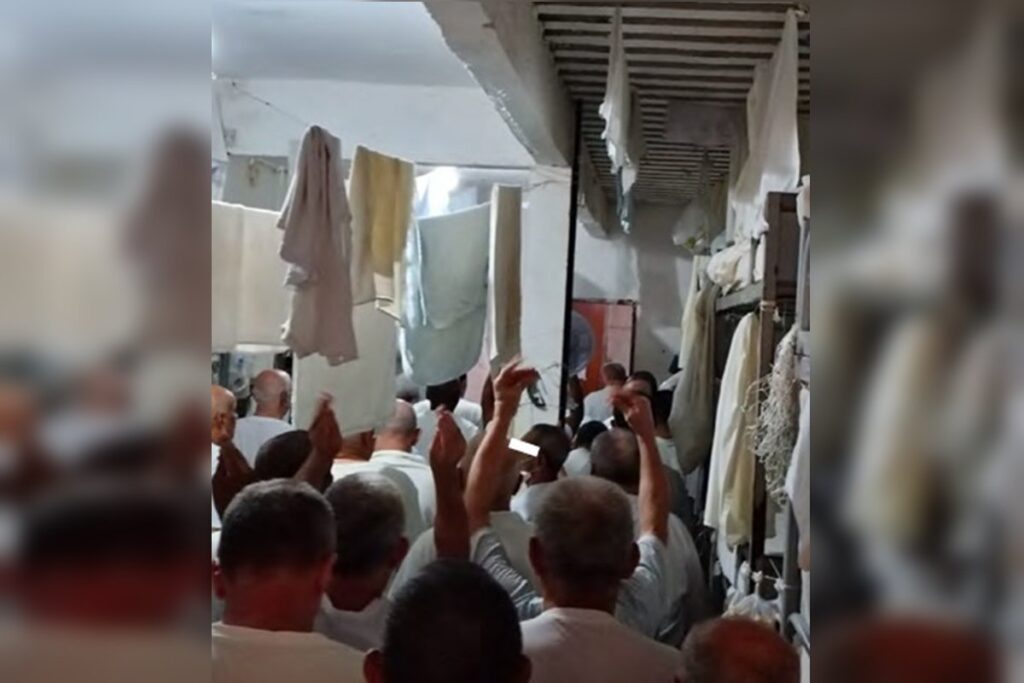 Defesa de Bolsonaro cita "situação precária" da Papuda: "Risco à vida"