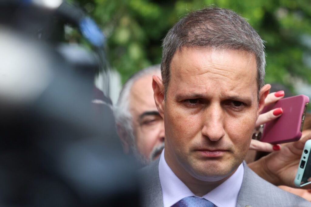 Após críticas, Derrite altera trecho sobre a PF em projeto antifacção