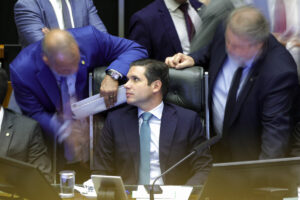 Câmara: sem consenso, Motta retira da pauta votação do PL Antifacção