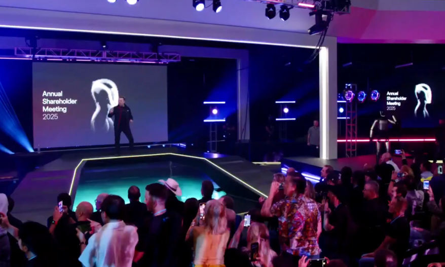 Com festa e robô dançarino, Elon Musk celebra aprovação de pacote de US$ 1 trilhão na Tesla; ASSISTA!