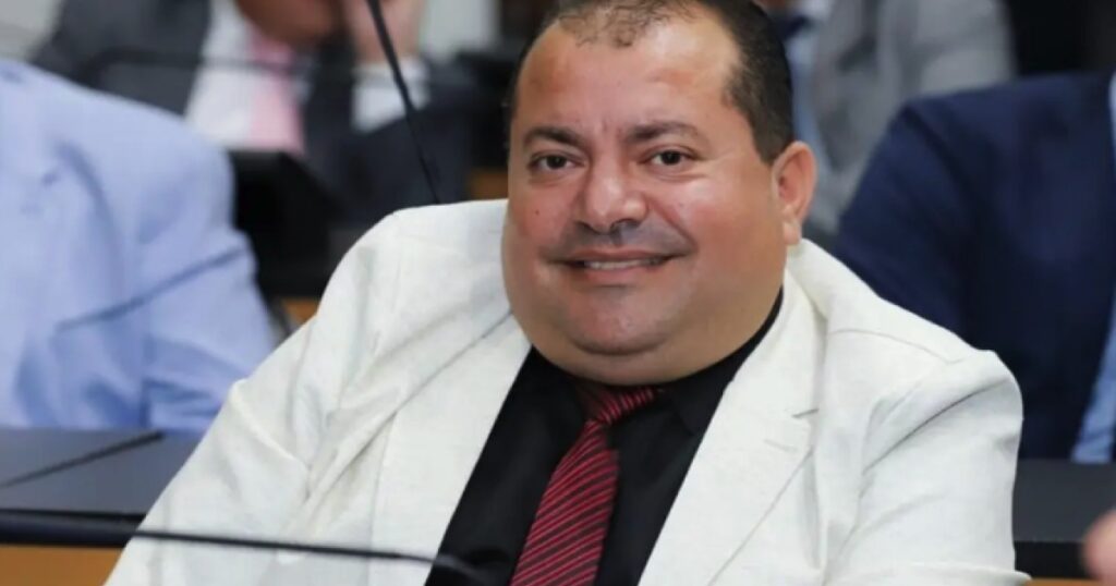 Deputado do PSD que deixou governo para encaminhar apoio a ACM Neto já foi preso em operação da PF; relembre o caso