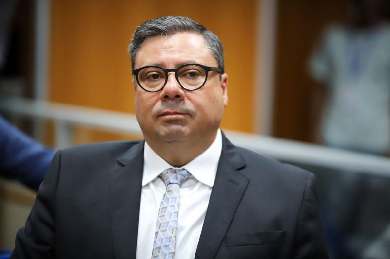 Para combater excesso de telas, deputado propõe programa que estimula criatividade e reconexão com a natureza