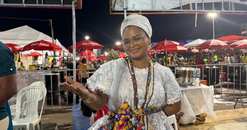 Bebidas tabeladas e comidas diversas: Confira os preços do consumo no Festival Virada 2026