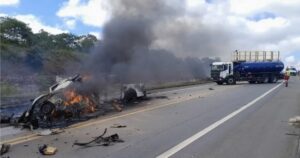 Vítimas da colisão frontal na BR-101 que matou 11 pessoas em Mucuri viajavam para curtir festas de fim de ano