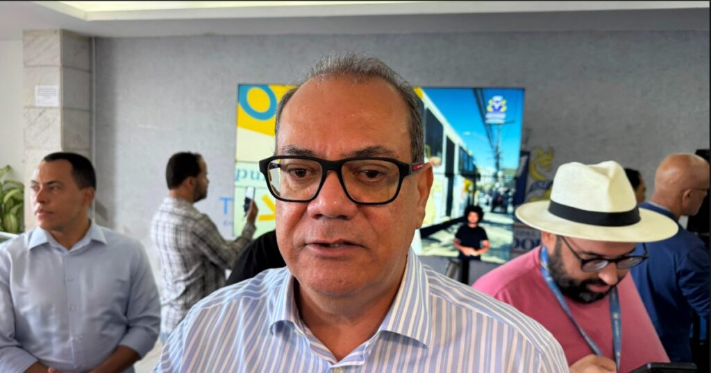 Câmara de Salvador devolve R$ 50 milhões ao executivo e adia votação de plano de segurança