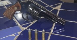 Homem é detido por ameaça e tem arma apreendida em Malhada de Pedras