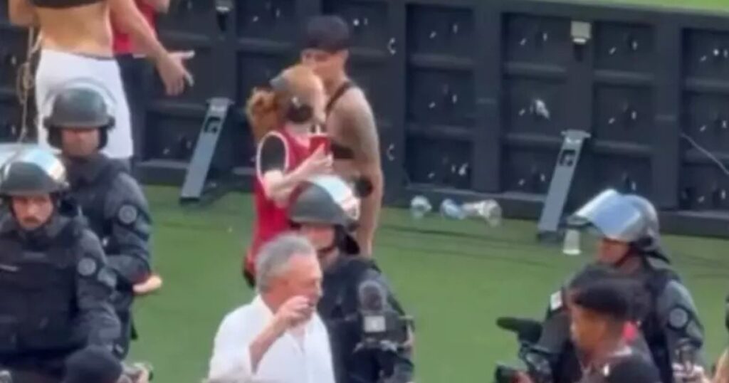 Jornalista relata intimidação de jogador do Internacional: "Se sentiu no direito"