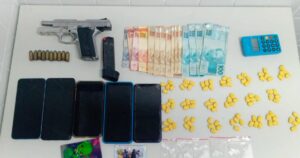 PM apreende pistola e ecstasy em condomínio no bairro Mangabeira