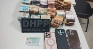 Polícia Civil prende líder de grupo criminoso em Lauro de Freitas; investigado atuava em bairro de Salvador