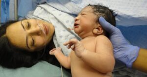 Projeto com cooperação da França pode trazer anestesia peridural às maternidades baianas a partir de março de 2026