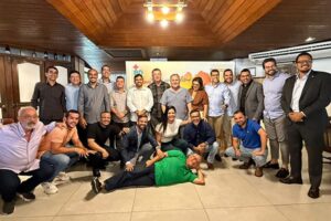 Reunidos em Salvador com os Vieira Lima, prefeitos do MDB defendem manutenção de Geraldo Júnior e Angelo Coronel em chapa