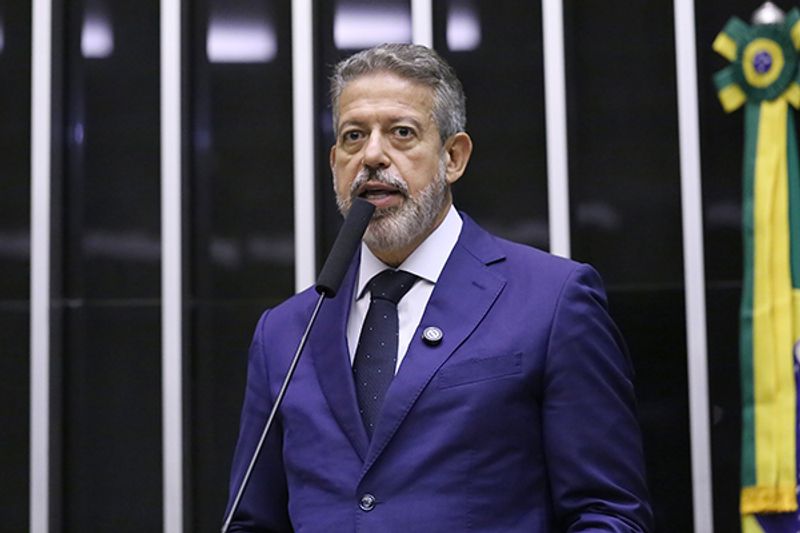 STF diz que assessora é suspeita de direcionar emendas sob ordens diretas de Arthur Lira