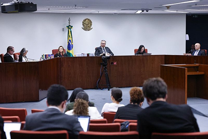 Turma do STF decide por unanimidade condenar Silvinei, Filipe Martins e mais três pela trama golpista