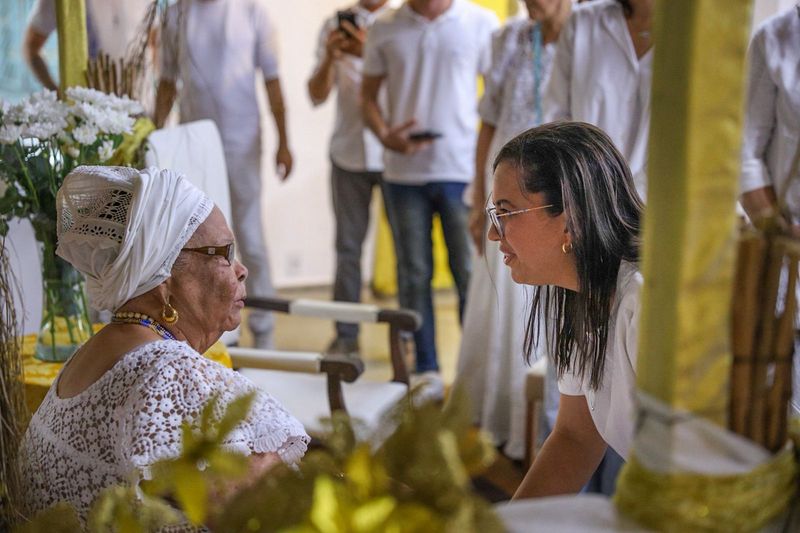 Vice-prefeita e secretária de Cultura e Turismo, Ana Paula Matos lamenta morte de Mãe Carmen