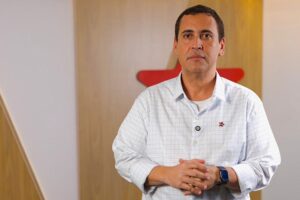 ‘Poder de manipulação das plataformas não pode estar acima da lei’, afirma secretário de Comunicação do PT