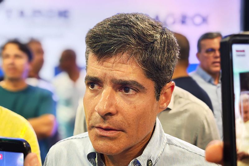 ACM Neto descarta candidatura da filha em 2028