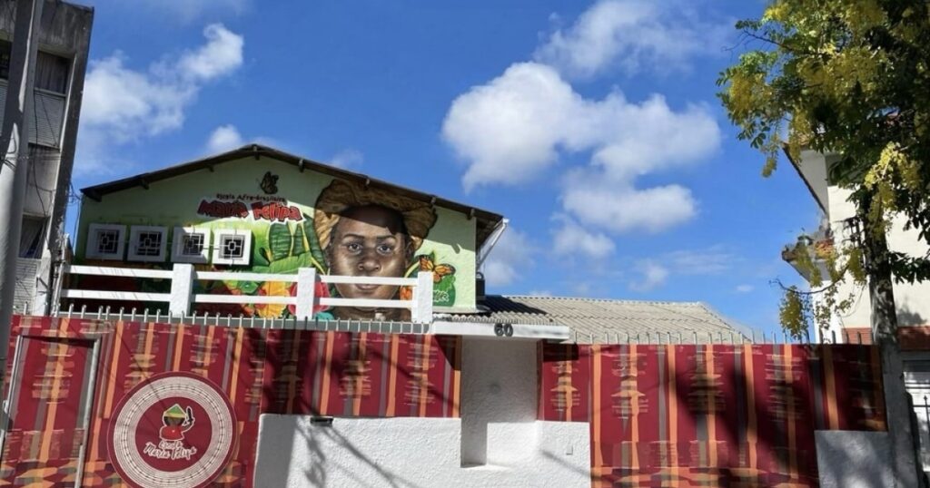 Após apoio de artista e deputada, Escola Afro-brasileira Maria Felipa anuncia manutenção das atividades