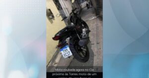 Assalto na CIA 1: Dupla armada rouba moto e celular em Simões Filho